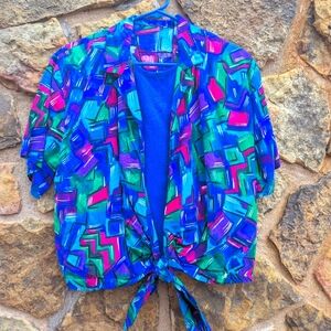 Vintage 80s retro shirt!